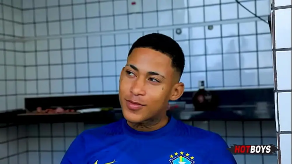 Explorando a Sensualidade dos Solo Boys em um Churrasco Surpreendente
