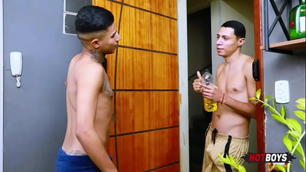 Deliciosos Videos de Sexo Gay com Vizinho Roludo Transando Loucamente